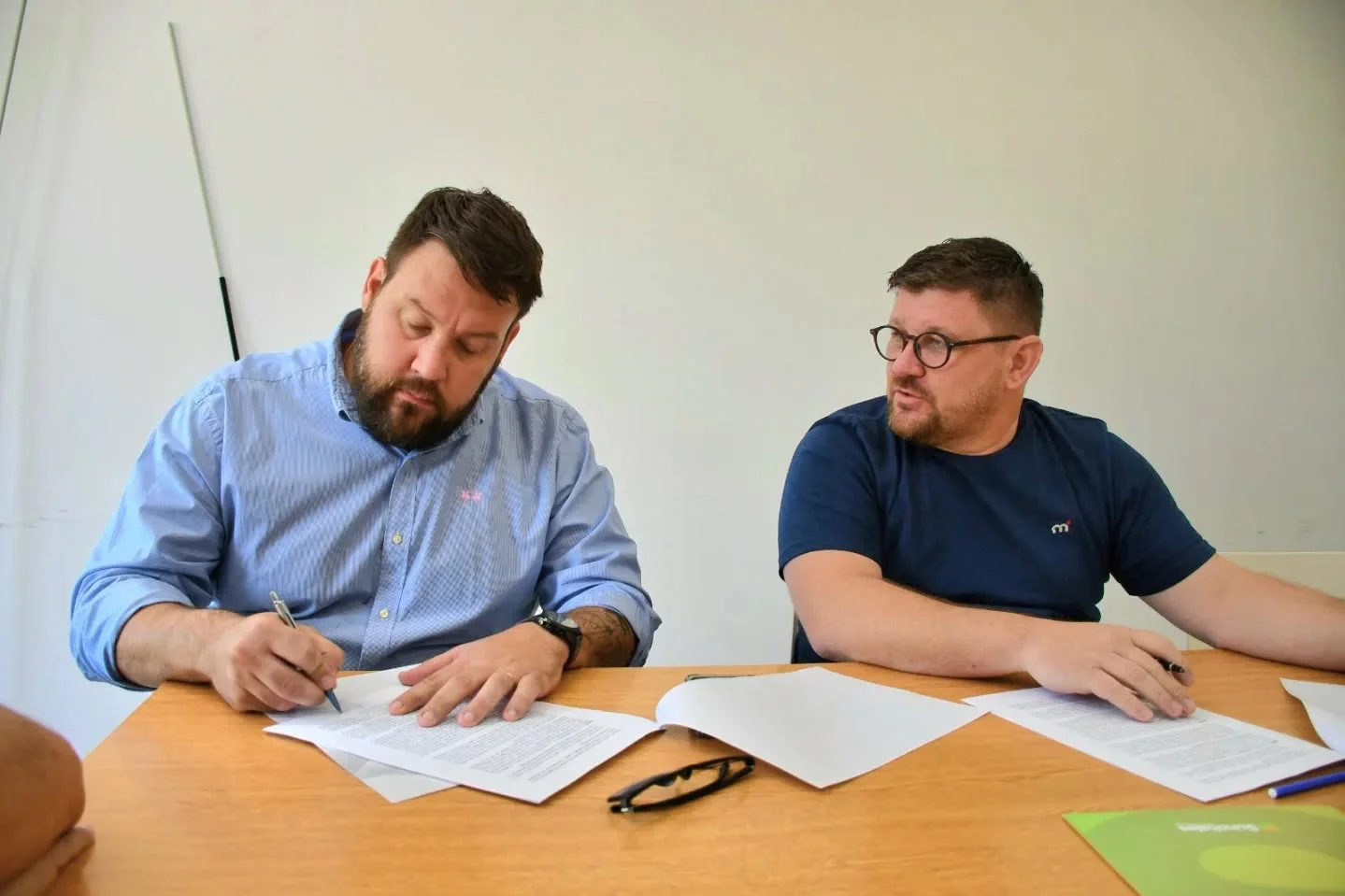  Cavallero PAS S.A. renovó el convenio de padrinazgo para el mantenimiento de la Plaza “Bici Vueltas Sin Fin”