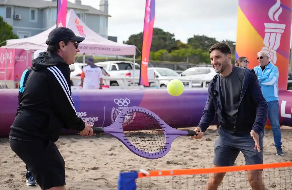  Lanzamiento de los Suramericanos en Pinamar: