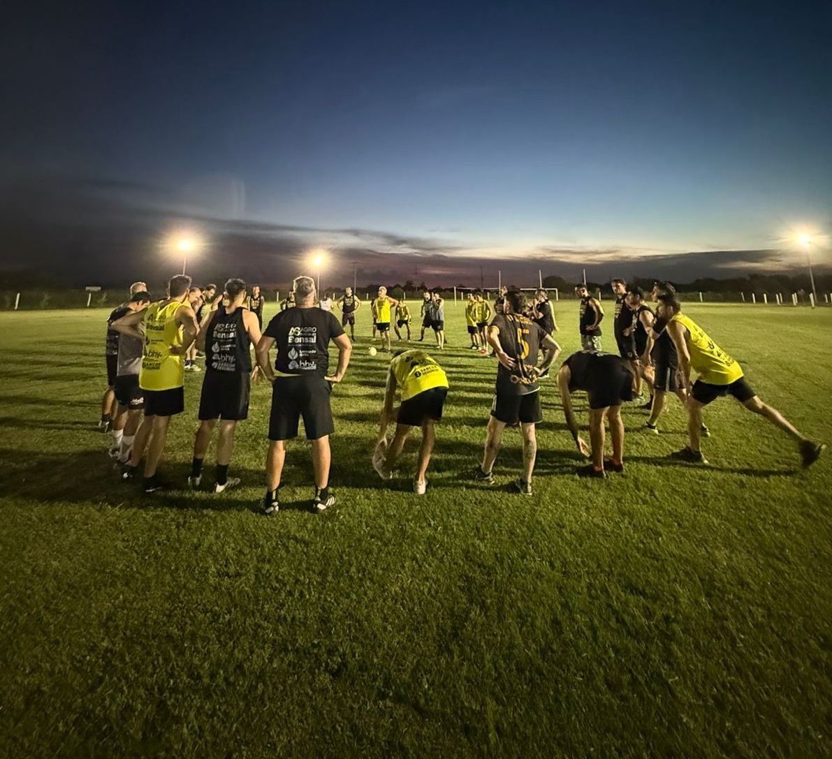  El plantel de fútbol Senior del Club Deportivo Libertad tendrá su bautismo en el mes de abril